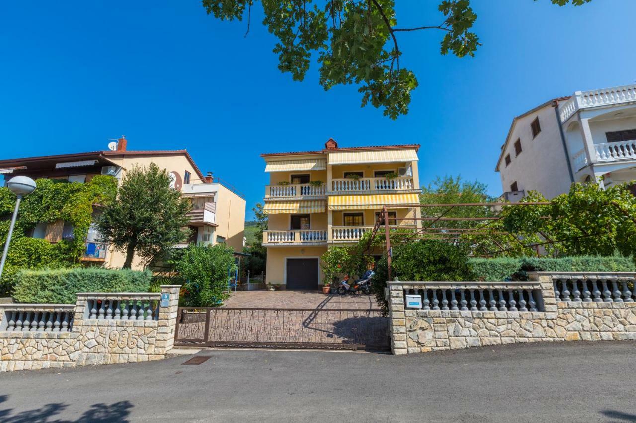 Apartman Laura Selce Exterior foto